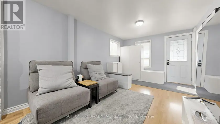 Detached at 75 ROCKCLIFFE BOULEVARD, Toronto
