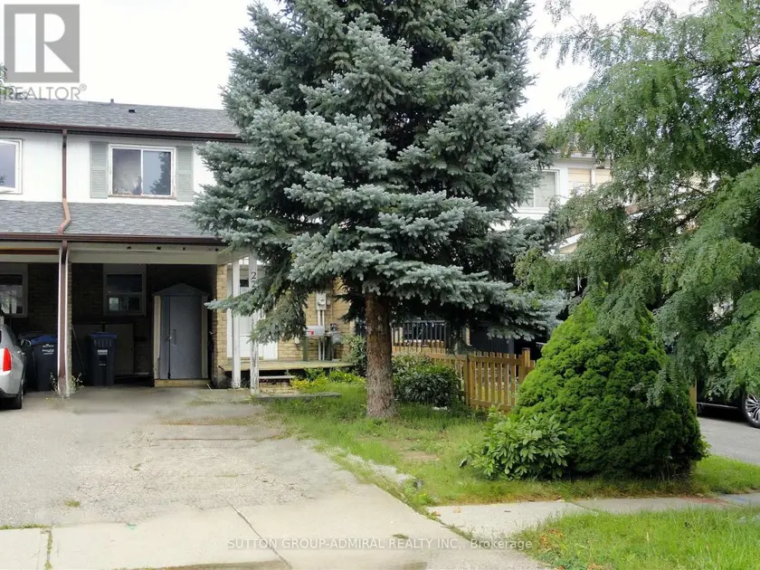 Townhouse at 228 ROYAL SALISBURY WAY, Brampton