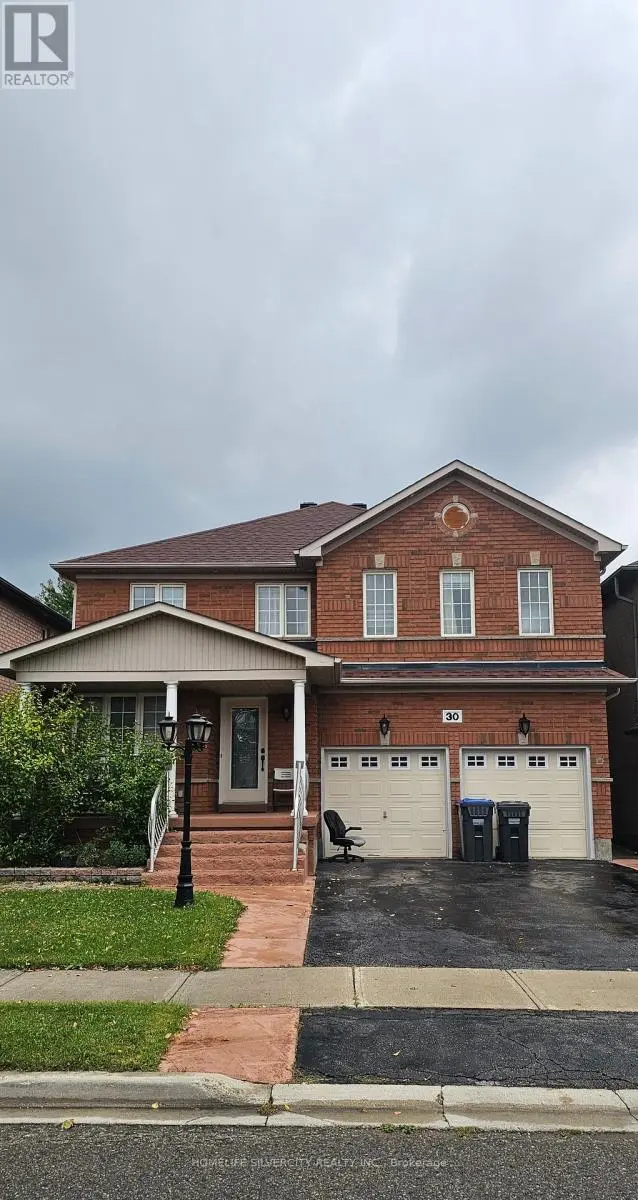 Detached at 30 FAIRHILL AVENUE, Brampton