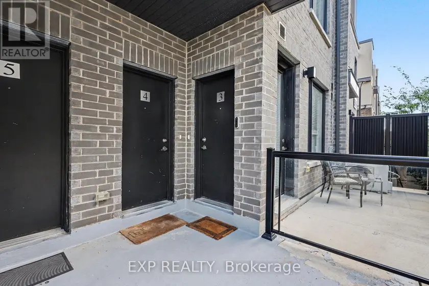 Townhouse at 3 - 3425 RIDGEWAY DRIVE, Mississauga