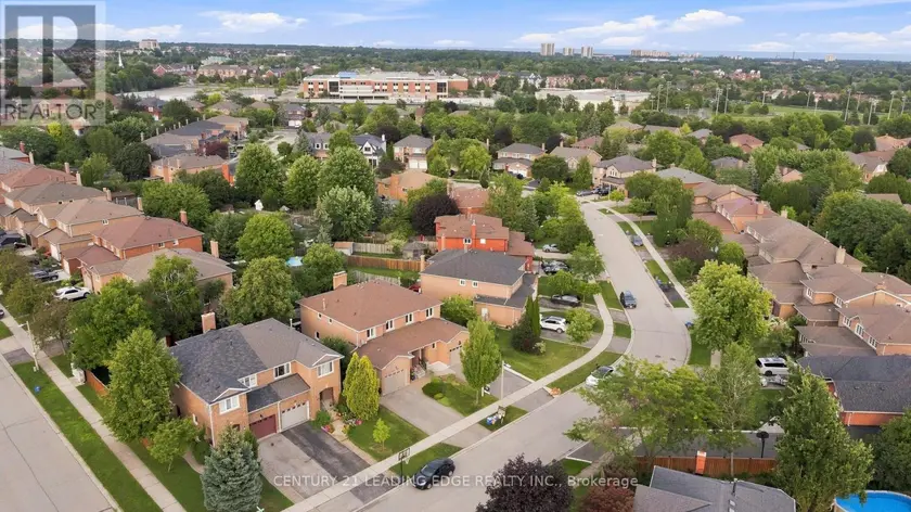 Semi-Detached/Link at 183 HOPEWELL ROAD, Oakville