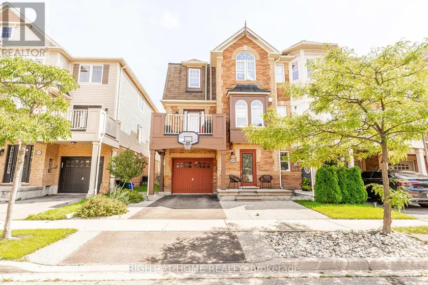 Townhouse at 264 WETENHALL LANDING, Milton