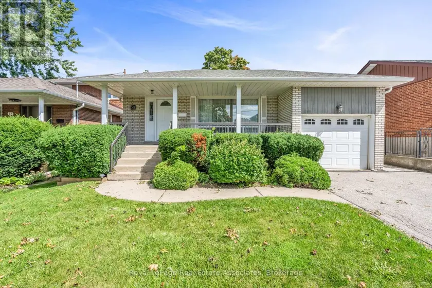 Detached at 59 STAPLETON DRIVE, Toronto