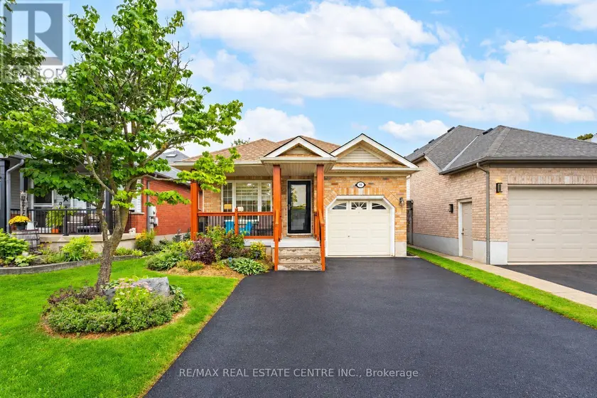 Detached at 99 GLENGARRY ROAD, Orangeville