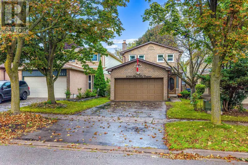 Detached at 3089 PLUM TREE CRESCENT, Mississauga