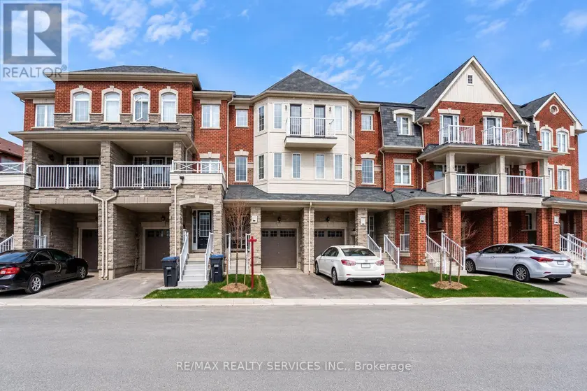 Townhouse at 8 RABBIT RUN WAY, Brampton