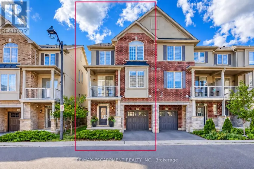 Townhouse at 393 GRANTHAM COMMON, Oakville
