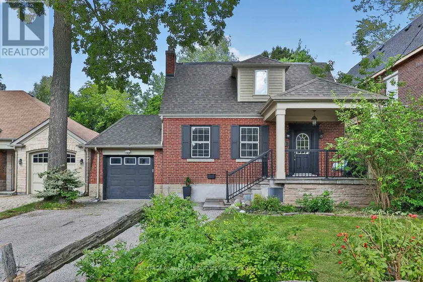 Detached at 21 CUMBERLAND DRIVE, Mississauga