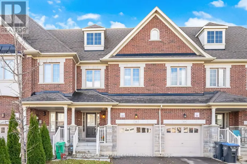 Townhouse at 11 YATELY STREET, Brampton