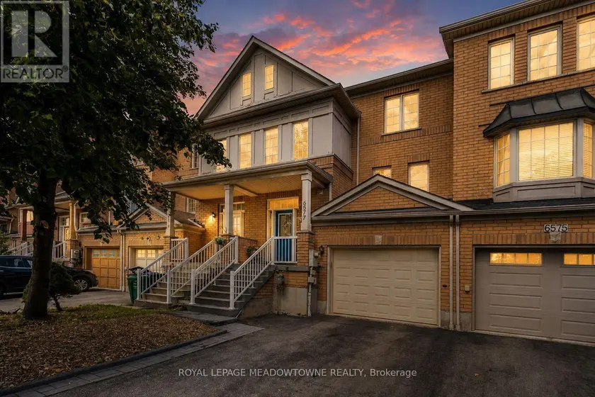 Townhouse at 6577 JAZZY MEWS, Mississauga