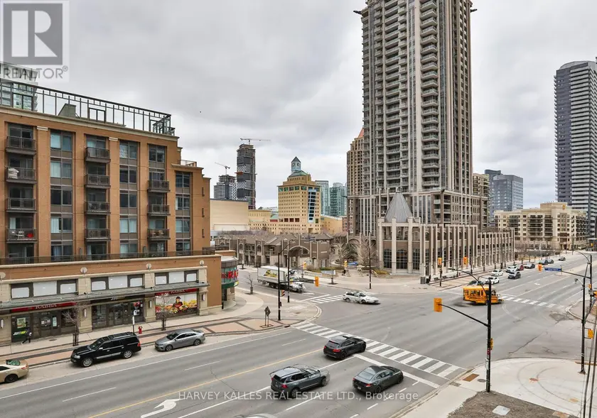 Apartment at 306 - 430 SQUARE ONE DRIVE, Mississauga