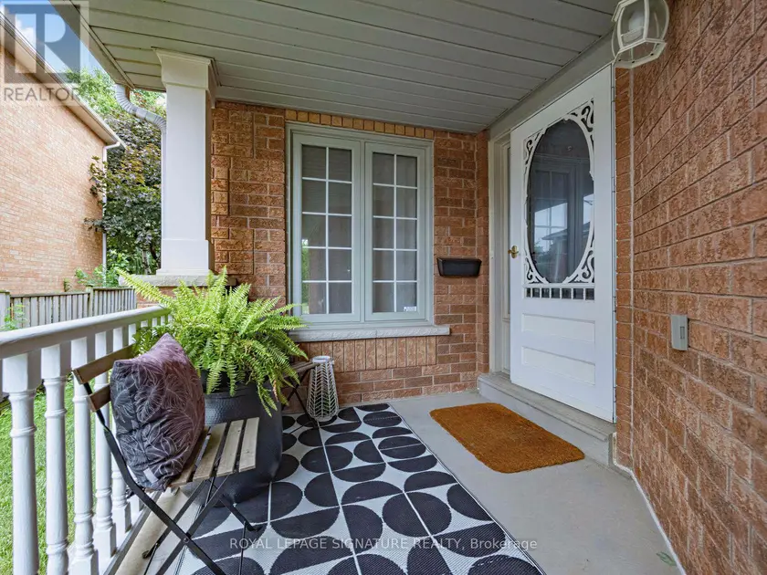Detached at 2865 CASTLEBRIDGE DRIVE, Mississauga