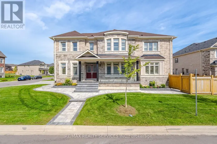 Detached at 1 BRECKONWOOD STREET, Caledon