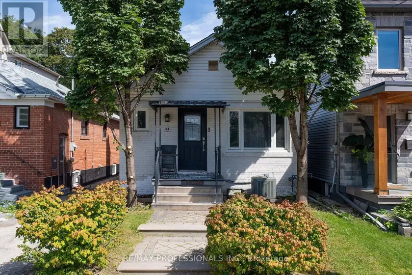 Detached at 43 FIFTEENTH STREET, Toronto