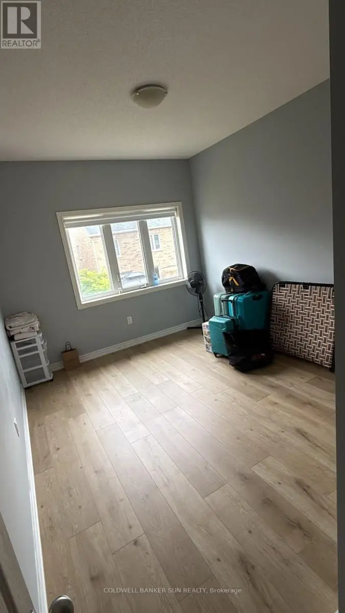 Semi-Detached/Link at UPPER PORTION - 5 ZENIDA ROAD, Brampton