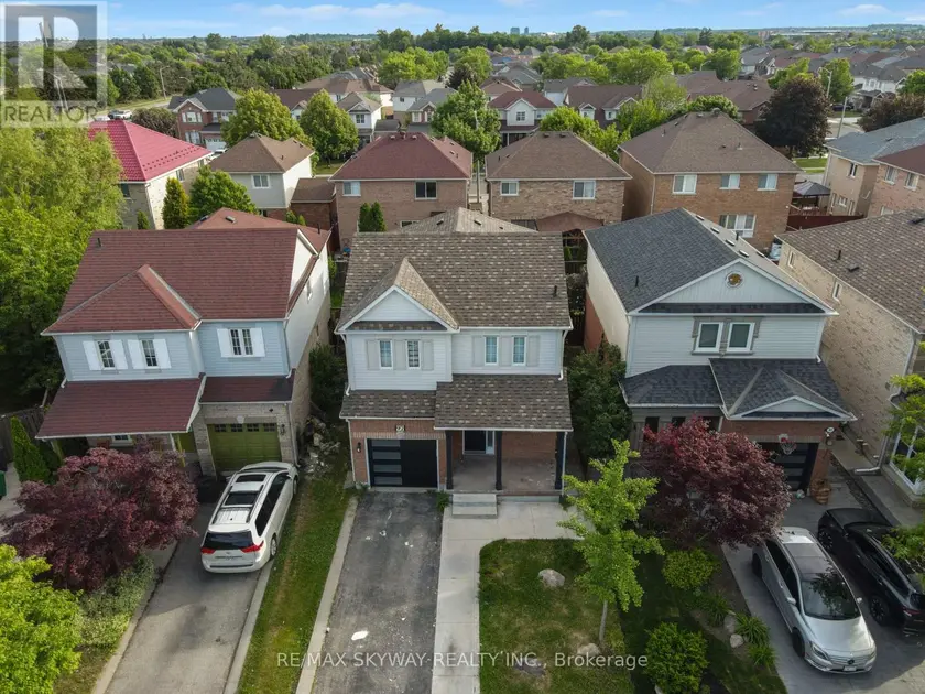 Detached at 92 CHARLESWOOD CIRCLE, Brampton