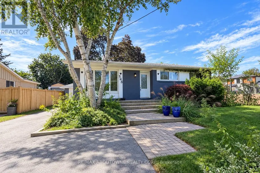 Detached at 548 SANDBROOK ROAD, Oakville
