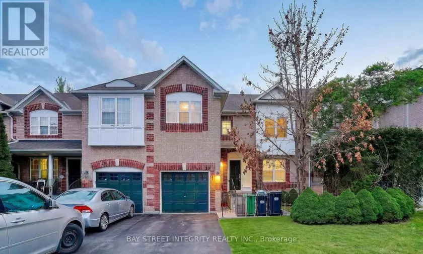 Townhouse at 10 - UPPER 199 HILLCREST AVENUE, Mississauga
