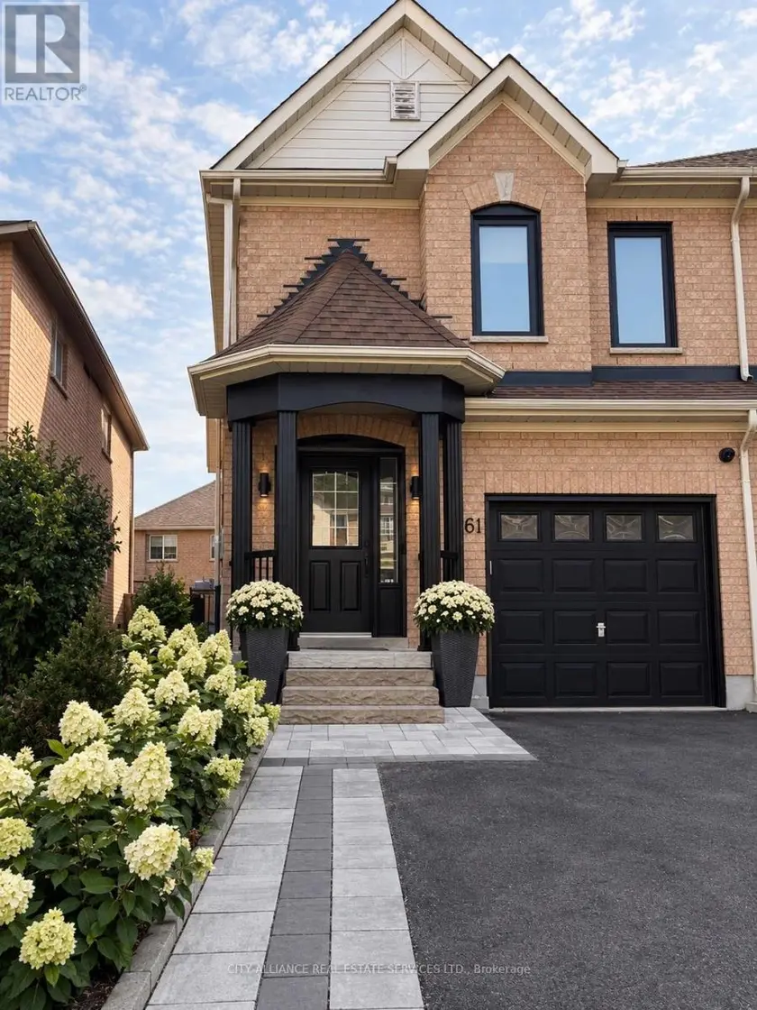 Semi-Detached/Link at 61 KNOLL HAVEN CIRCLE, Caledon