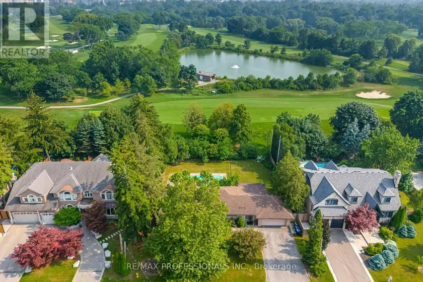 Detached at 55 BYWOOD DRIVE, Toronto