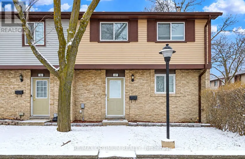 Townhouse at 17 - 45 HANSEN ROAD N, Brampton