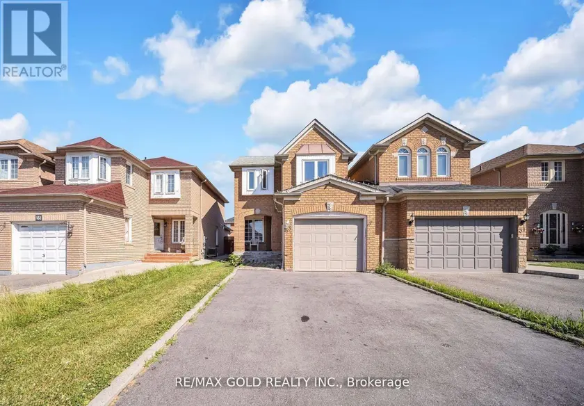 Detached at 33 FIDDLENECK CRESCENT, Brampton