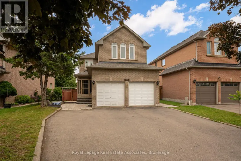 Detached at 5453 MIDDLEPORT CRESCENT, Mississauga