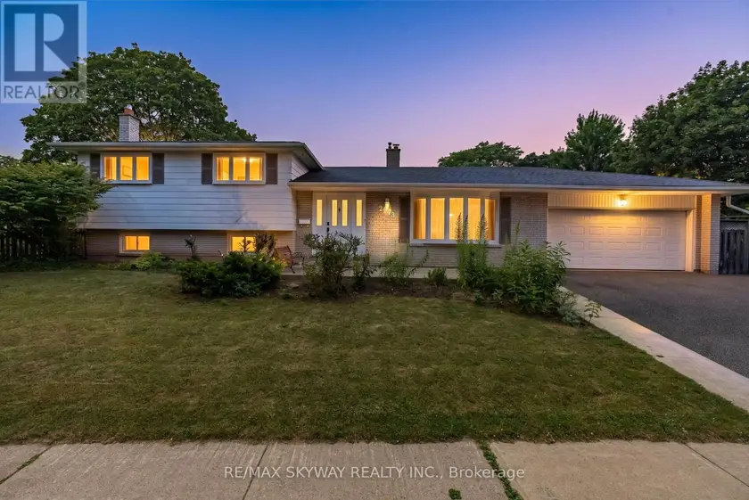 Detached at 2673 THORN LODGE DRIVE, Mississauga