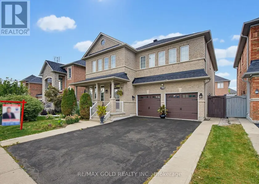 Detached at 34 LEXINGTON ROAD, Brampton