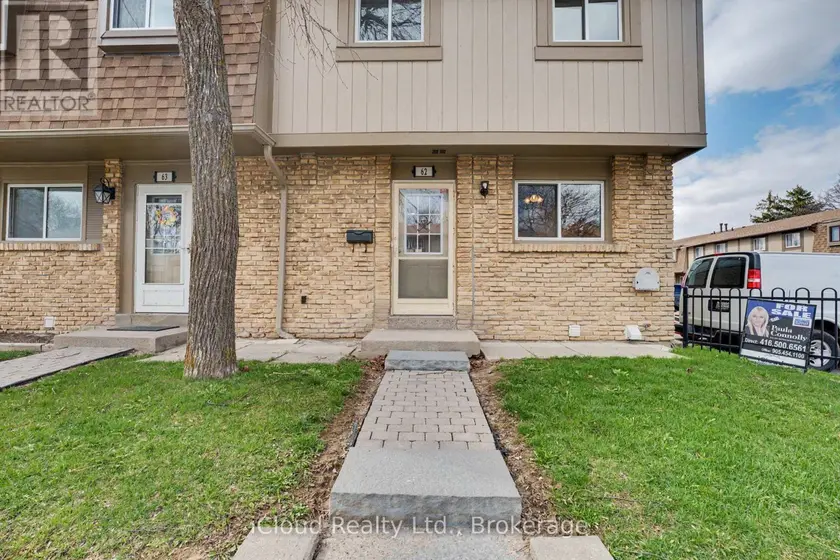 Townhouse at 62 - 81 HANSEN ROAD, Brampton