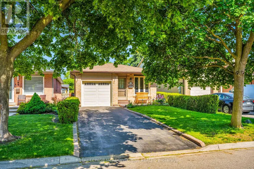 Detached at 100 MARTINDALE CRESCENT, Brampton