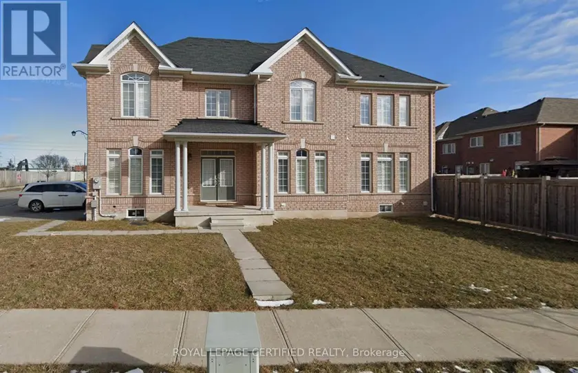 Semi-Detached/Link at 620 ASLETON BOULEVARD, Milton