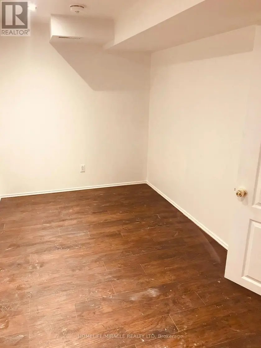 Semi-Detached/Link at 5592 HIGHBANK ROAD, Mississauga