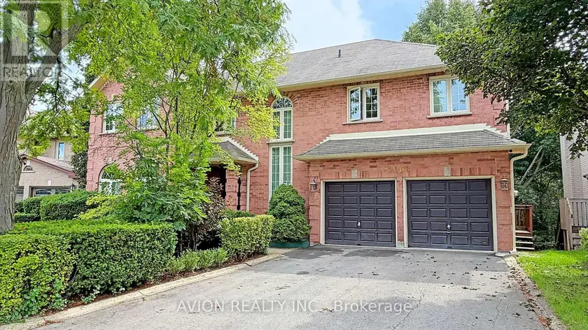 Detached at 2068 NIPIGON DRIVE, Oakville