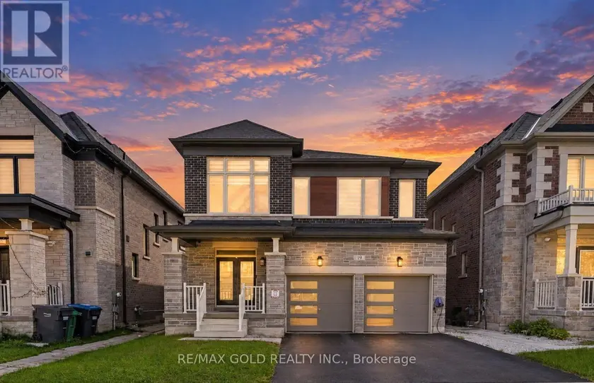 Detached at 19 TRELLANOCK ROAD, Brampton