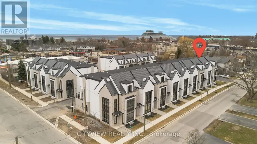 Townhouse at 2284 SOVEREIGN STREET, Oakville