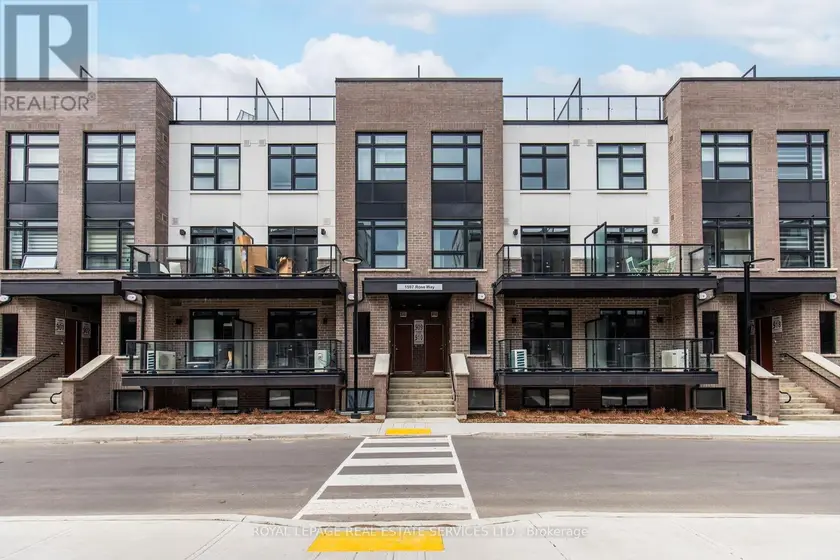 Townhouse at 107 - 1597 ROSE WAY, Milton