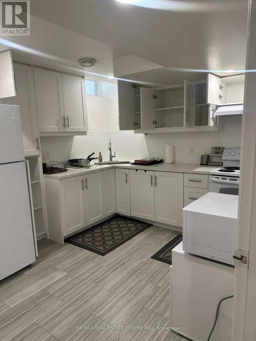 Detached at BASEMENT - 354 OJIBWAY TRAIL, Mississauga