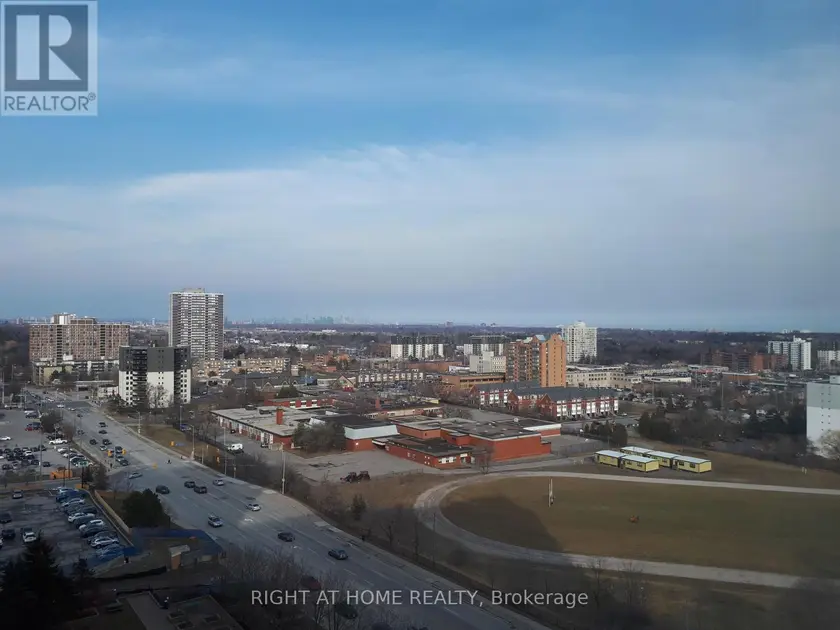Apartment at 816 - 155 HILLCREST AVENUE, Mississauga