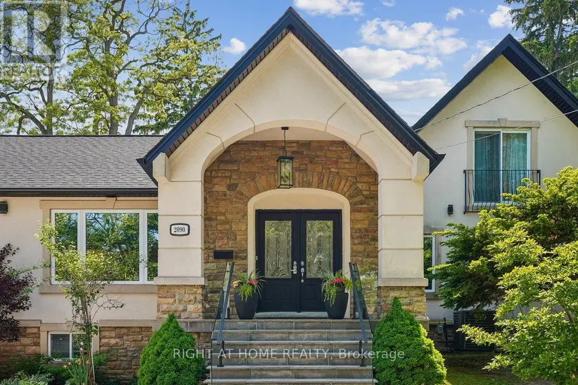 Detached at 2090 STONEHOUSE CRESCENT, Mississauga