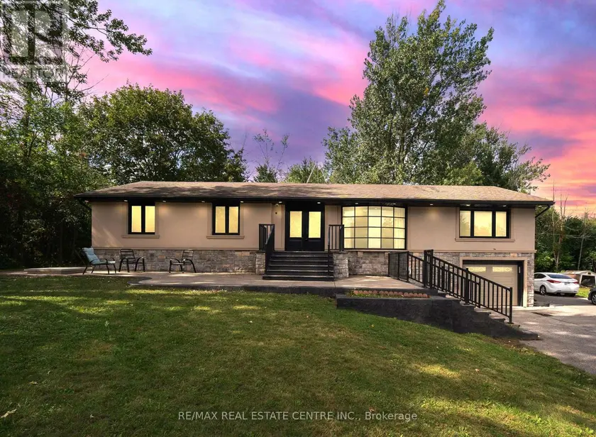 Detached at 1910 OLDE BASE LINE ROAD, Caledon