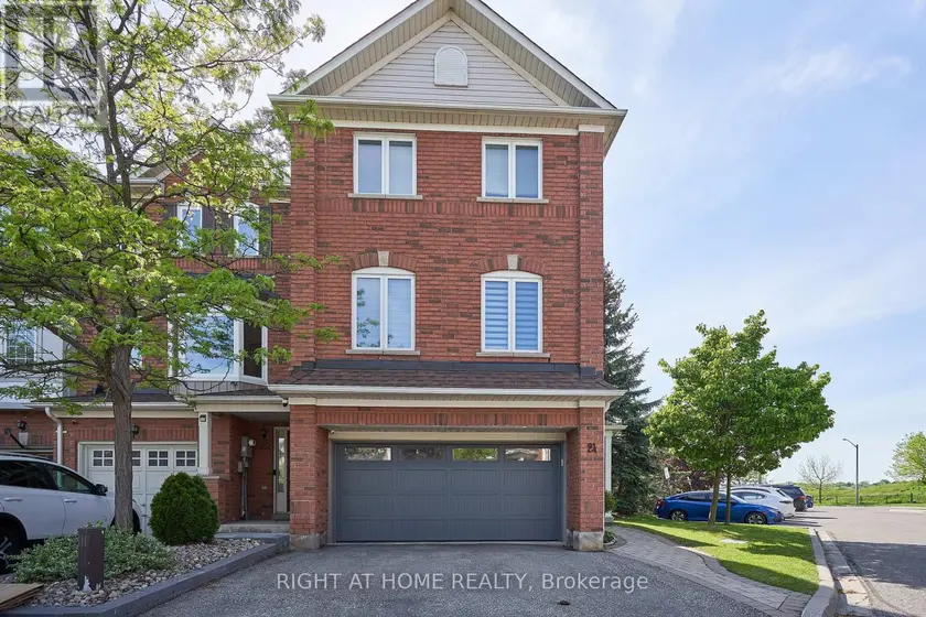 Townhouse at 24 - 271 RICHVALE DRIVE S, Brampton