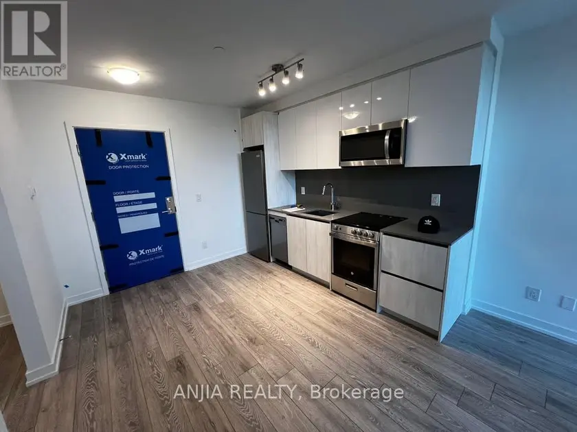 Apartment at 412 - 3100 KEELE STREET, Toronto