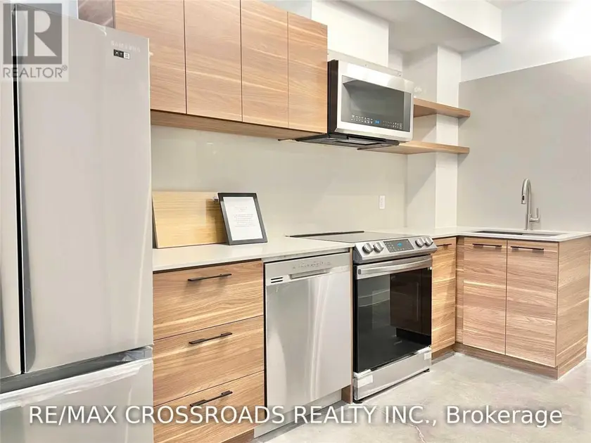 Multiplex at 1B - 3333 DUNDAS STREET W, Toronto