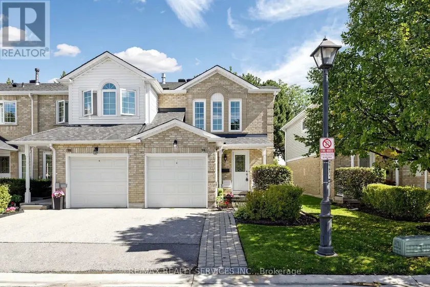Townhouse at 74 HEATHCLIFFE SQUARE, Brampton