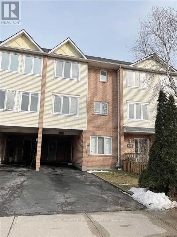 Townhouse at 496 RIVER GLEN BOULEVARD, Oakville