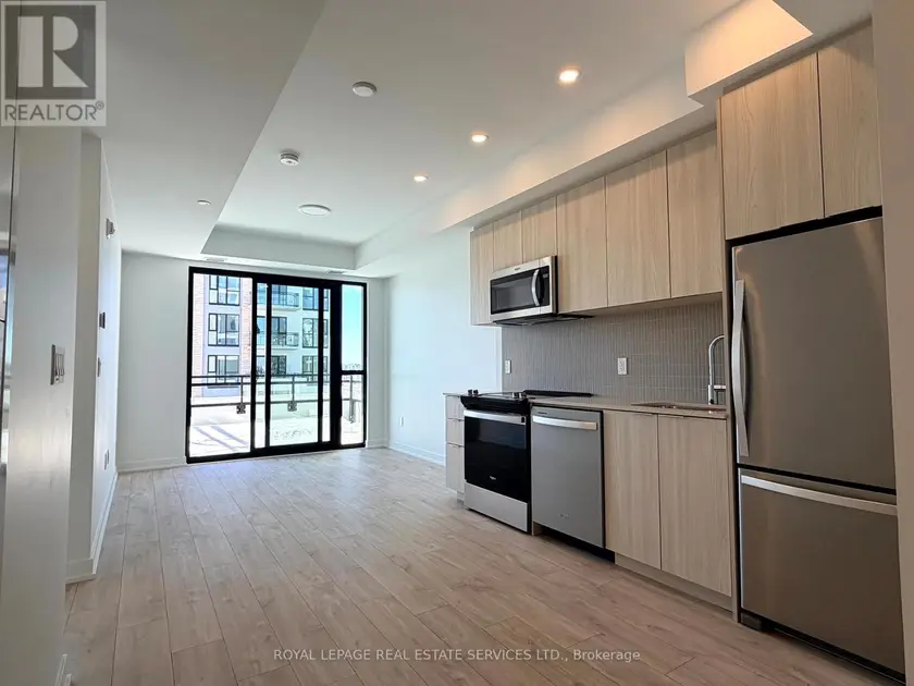Apartment at 404 - 750 WHITLOCK AVENUE, Milton