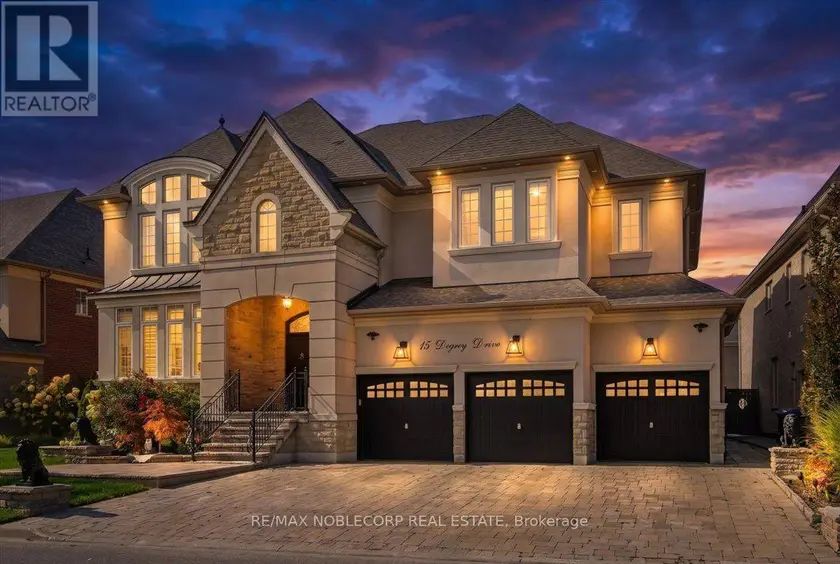 Detached at 15 DEGREY DRIVE, Brampton
