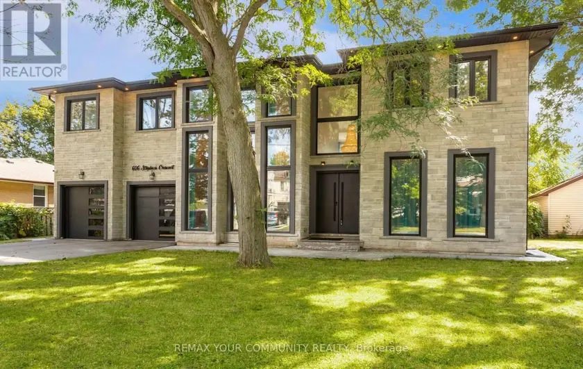Detached at 606 STEPHENS CRESCENT, Oakville