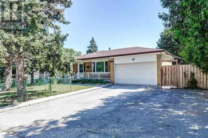 Detached at 239 DRIFTWOOD AVENUE, Toronto